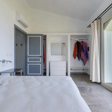 Natalia - Calamenhir Villa Carloforte (Isola di San Pietro)