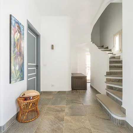 Natalia - Calamenhir Villa Carloforte (Isola di San Pietro)